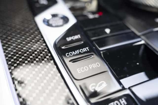 BMW X7 (2025) thumbnail 39