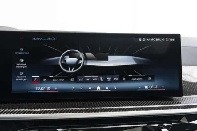 BMW X7 (2025) thumbnail 50