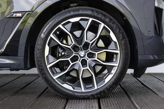 BMW X7 (2025) thumbnail 9