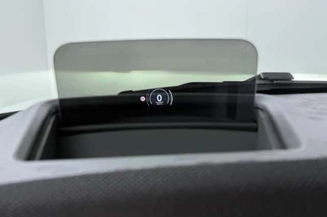 MINI Cabrio (2026) thumbnail 3