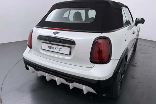 MINI Cabrio (2026) thumbnail 28