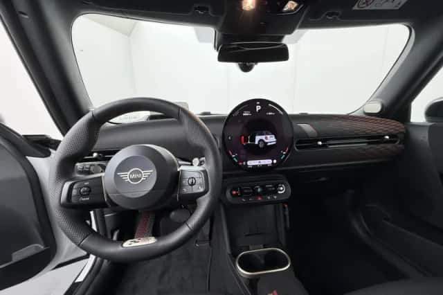 MINI Cabrio (2026) thumbnail 5