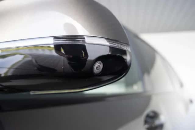 BMW X5 (2021) thumbnail 16