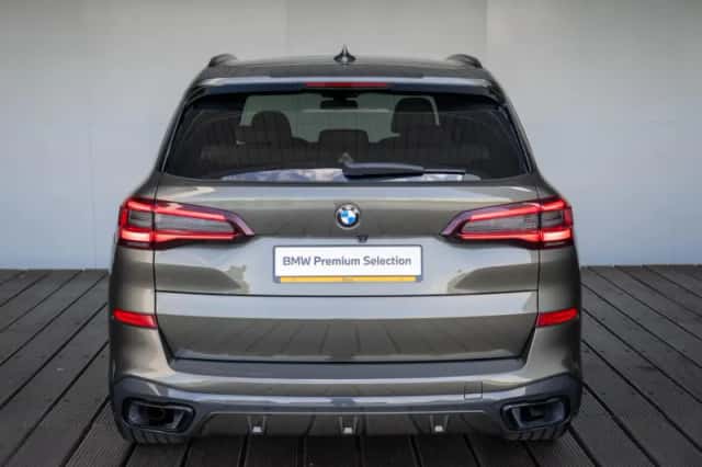 BMW X5 (2021) thumbnail 8