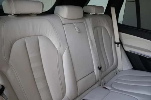 BMW X5 (2021) thumbnail 10