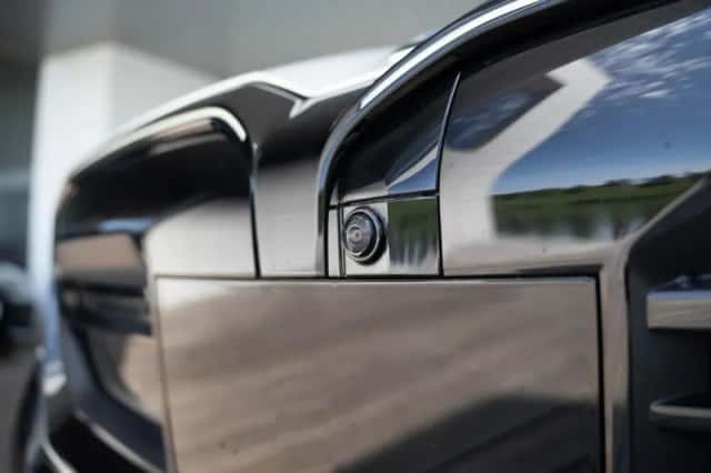 BMW i5 (2025) thumbnail 14