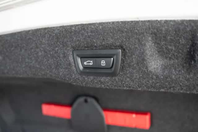 BMW i5 (2025) thumbnail 19