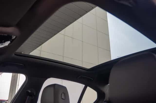 BMW i5 (2025) thumbnail 29