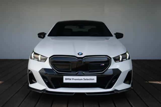 BMW i5 (2025) thumbnail 6