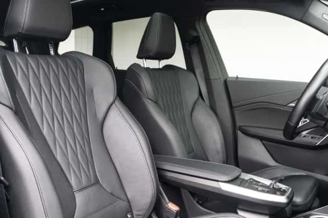 BMW X1 (2023) thumbnail 4