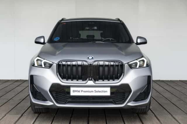 BMW X1 (2023) thumbnail 6