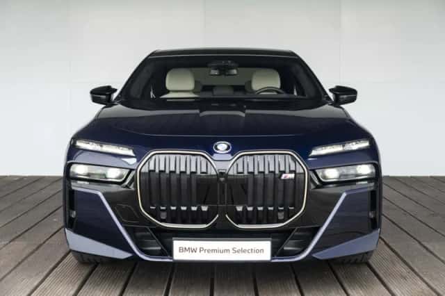 BMW 7-Serie (2025) thumbnail 6
