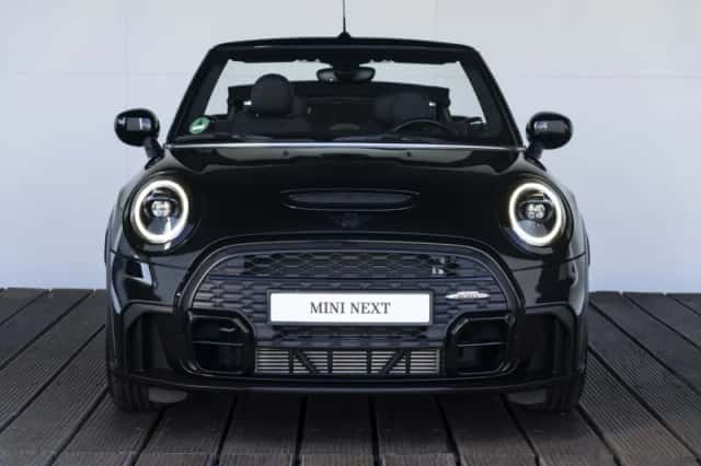 MINI Cabrio (2022) thumbnail 6