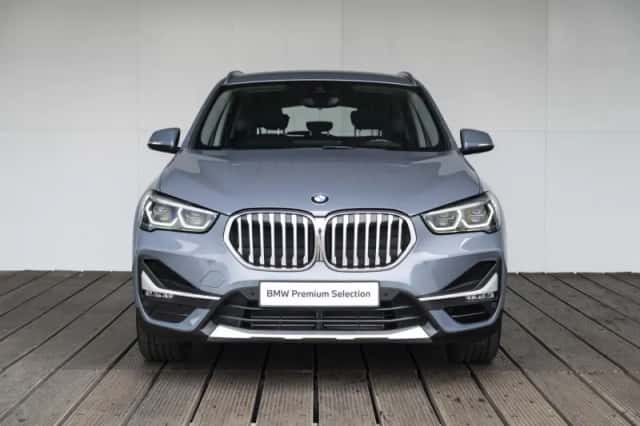 BMW X1 (2021) thumbnail 6