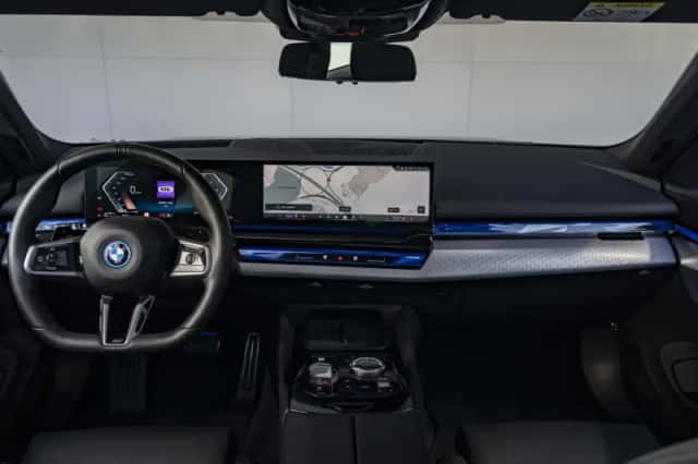 BMW 5-Serie (2025) thumbnail 3