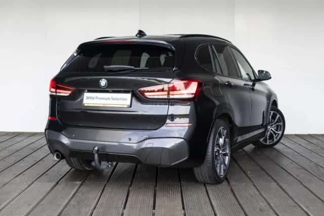 BMW X1 (2021) thumbnail 2