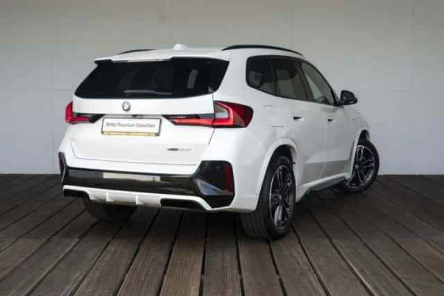 BMW X1 (2023) thumbnail 2