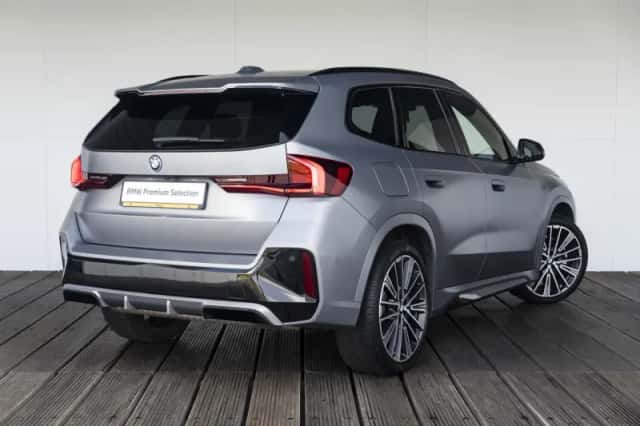 BMW X1 (2023) thumbnail 2