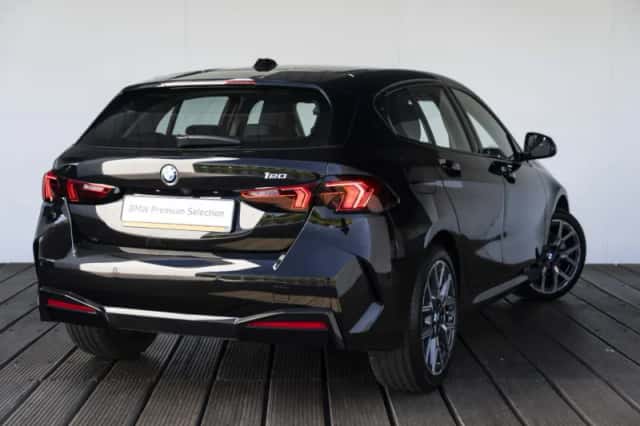 BMW 1-Serie (2024) thumbnail 2