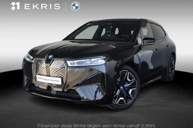 BMW iX (2022) thumbnail 1