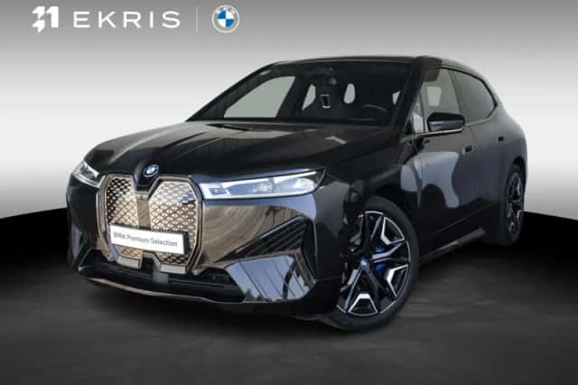 BMW iX (2022) thumbnail 1