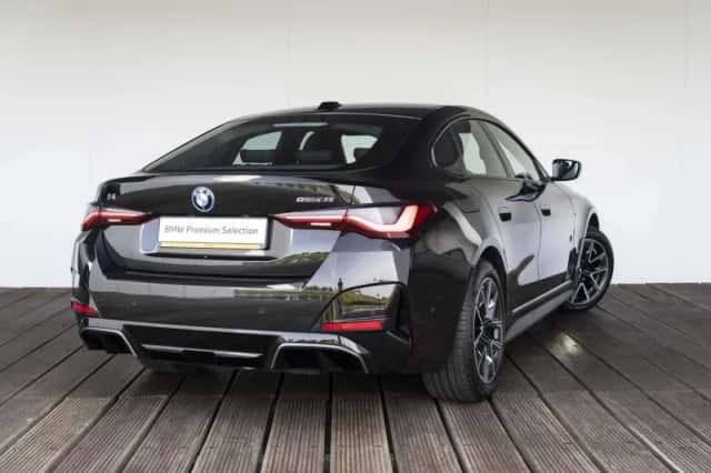 BMW i4 (2025) thumbnail 2
