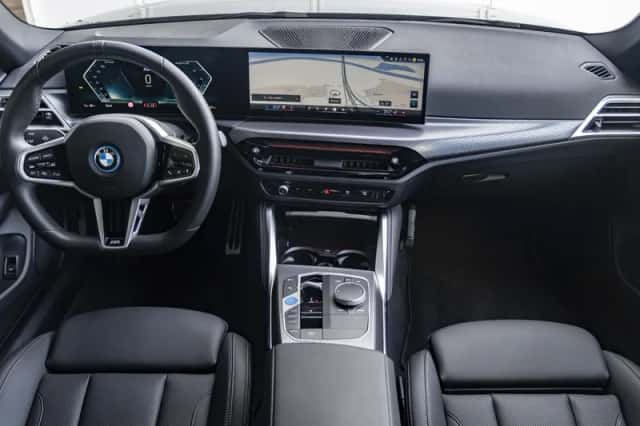 BMW i4 (2025) thumbnail 3