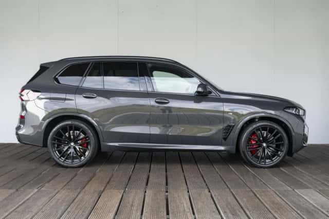 BMW X5 (2026) thumbnail 6