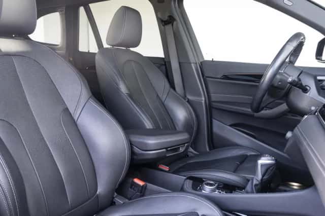 BMW X1 (2021) thumbnail 4
