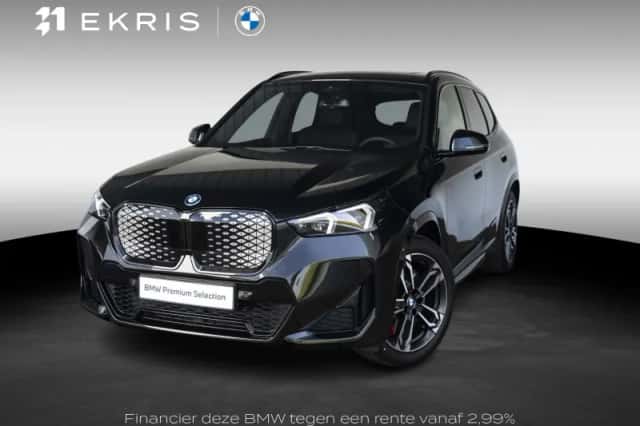BMW iX1 (2026) thumbnail 1