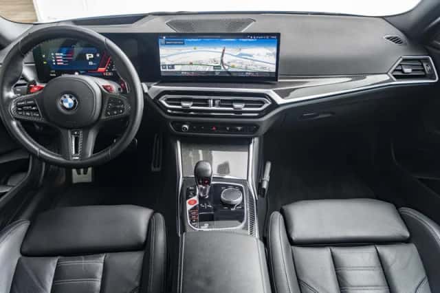 BMW M2 (2023) thumbnail 3