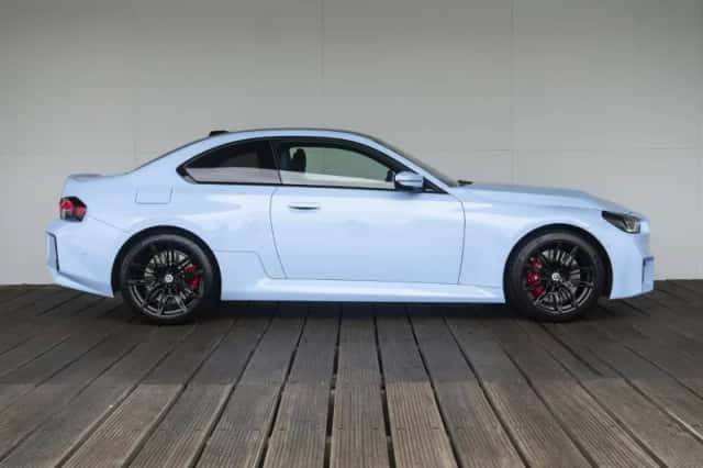 BMW M2 (2023) thumbnail 6