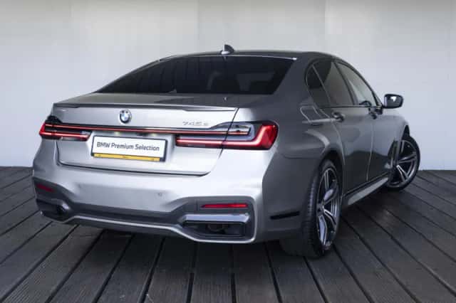 BMW 7-Serie (2020) thumbnail 2