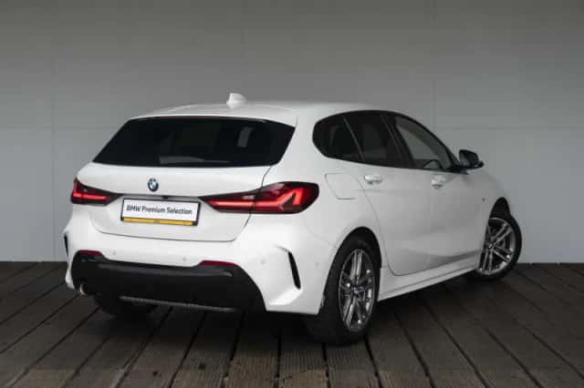 BMW 1-Serie (2024) thumbnail 2