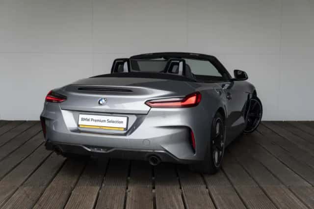 BMW Z4 (2023) thumbnail 2