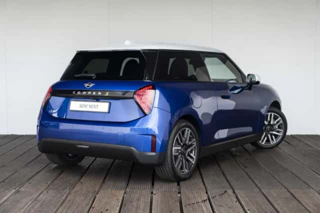 MINI Mini Electric (2026) thumbnail 2