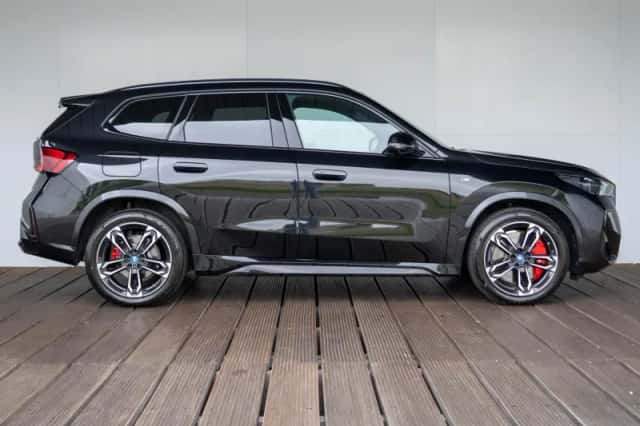 BMW X1 (2024) thumbnail 4