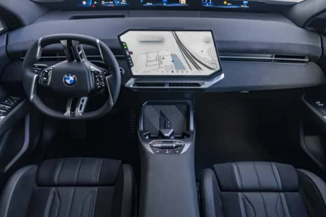 BMW iX3 (2026) thumbnail 3