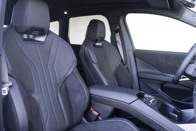 BMW iX3 (2026) thumbnail 4