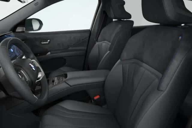 BMW iX3 (2026) thumbnail 4