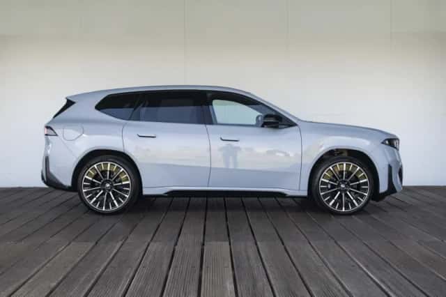BMW iX3 (2026) thumbnail 6