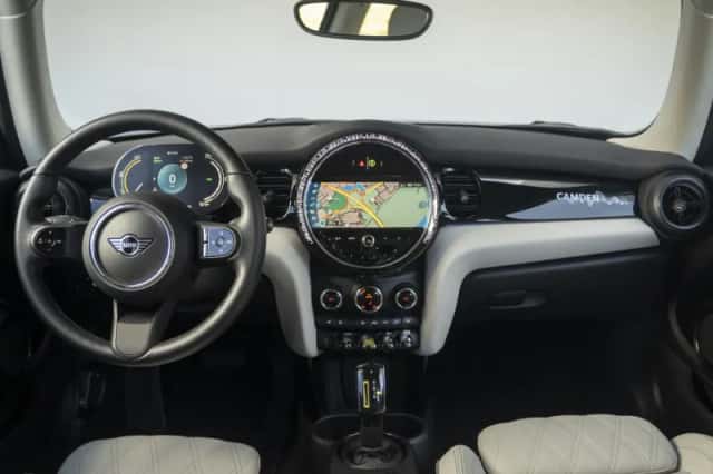 MINI Mini Electric (2022) thumbnail 3