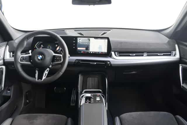 BMW X1 (2026) thumbnail 3