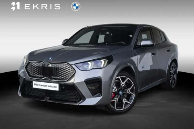 BMW iX2 (2025) thumbnail 1