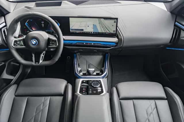 BMW X3 (2026) thumbnail 3