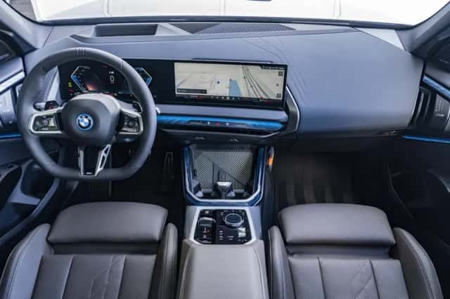 BMW X3 (2026) thumbnail 3