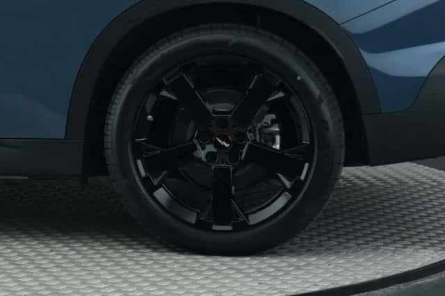 MINI Countryman (2025) thumbnail 3
