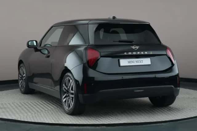 MINI Mini Electric (2025) thumbnail 2