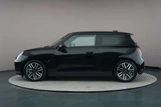 MINI Mini Electric (2025) thumbnail 3