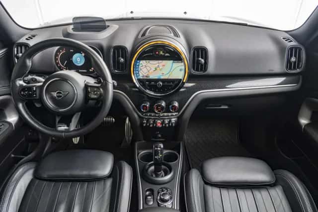 MINI Countryman (2022) thumbnail 3